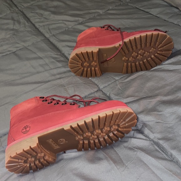 Big kid size 3 new without tags timberland boots - Picture 3 of 4